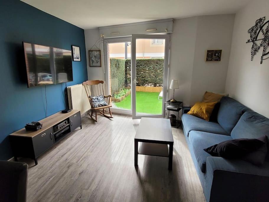 Appartement Avec Jardinet ル・プティ・クヴィリー エクステリア 写真